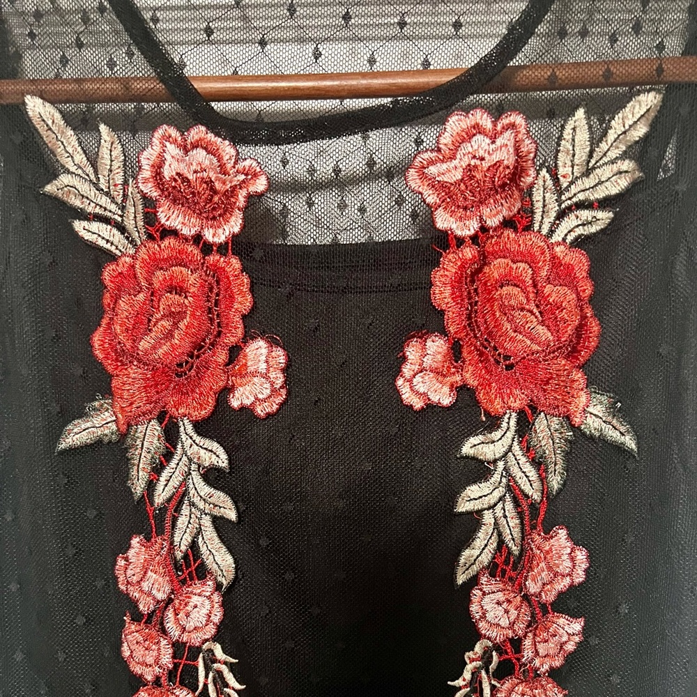 Dress- small - Picture 2 of 8